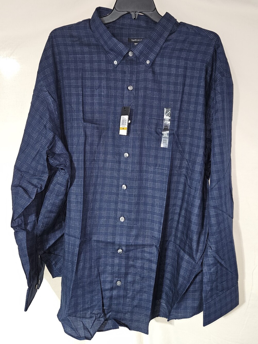 NWT Van Heusen Men's Dark Navy Windowpane Button-Down Shirt